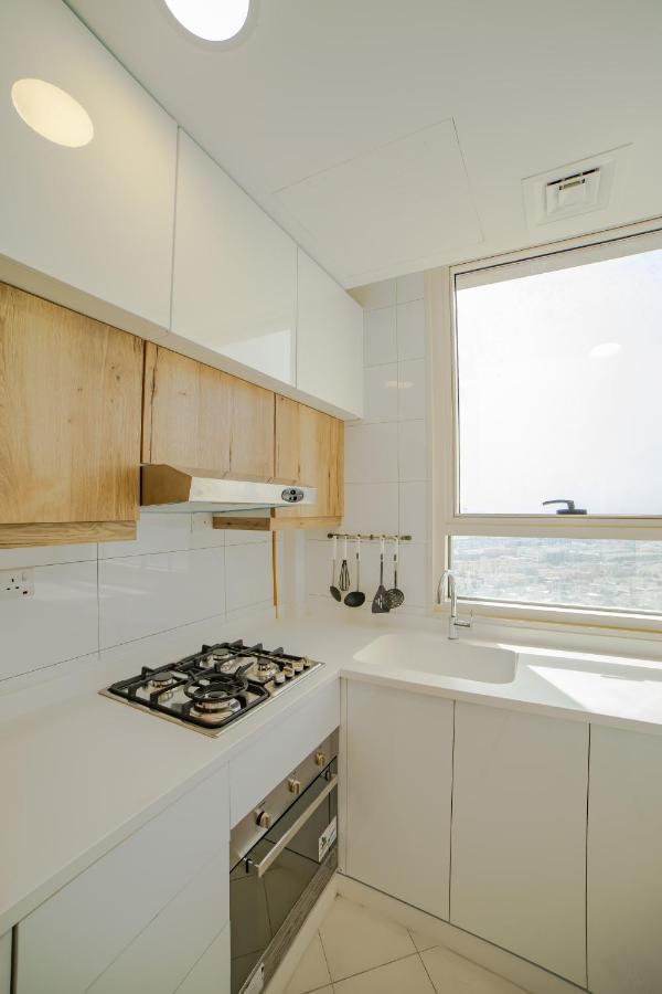 Platinum Coast Hotel Apartments Fujairah Exterior photo A modern kitchen